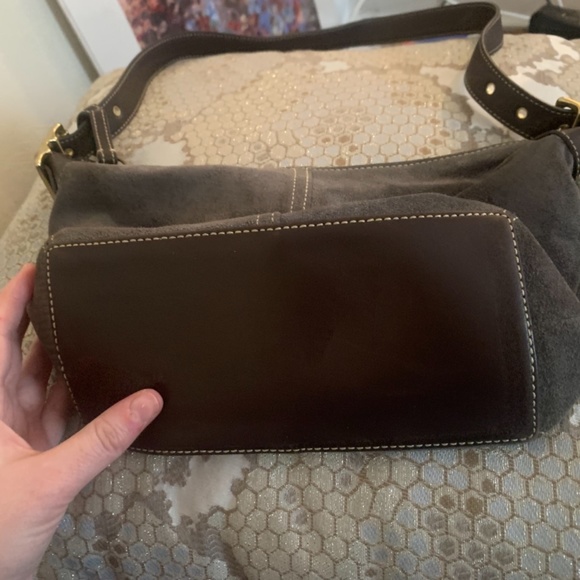 Coach - Picture 2 of 3